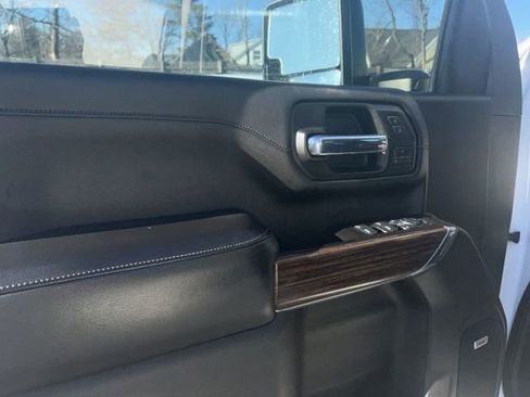 Used 2020 Chevrolet Silverado 2500 High Country w/ Z71 Off-Road Package image 8