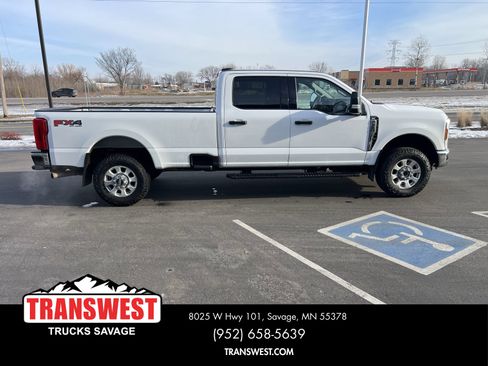 Used 2024 Ford F350 XLT w/ FX4 Off-Road Package image 5