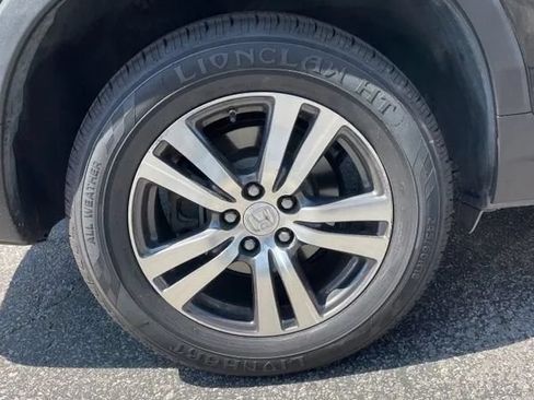 Used 2017 Honda Pilot EX-L image 19