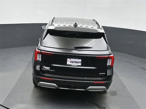 Used 2025 Ford Explorer Platinum w/ LUX Leather Package image 37