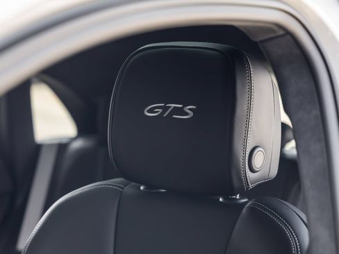 New 2026 Porsche Macan GTS AWD/4WD image 30