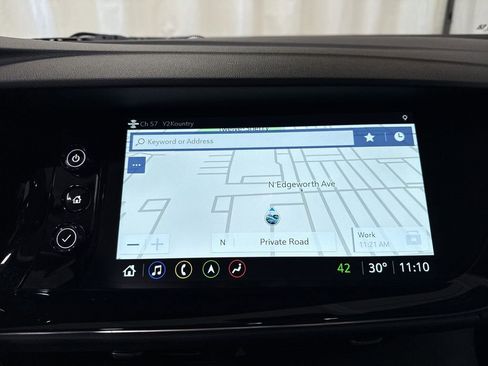 Used 2023 Buick Envision Avenir image 19