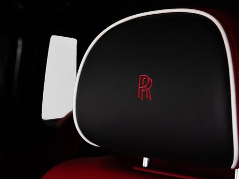 New 2027 Rolls-Royce Cullinan Black Badge AWD/4WD image 45