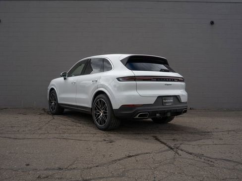 New 2026 Porsche Cayenne AWD/4WD image 3