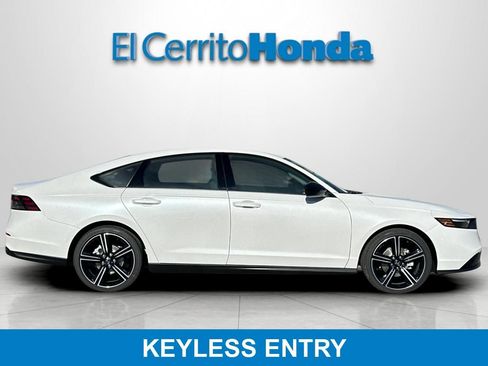 Certified 2026 Honda Accord SE image 2
