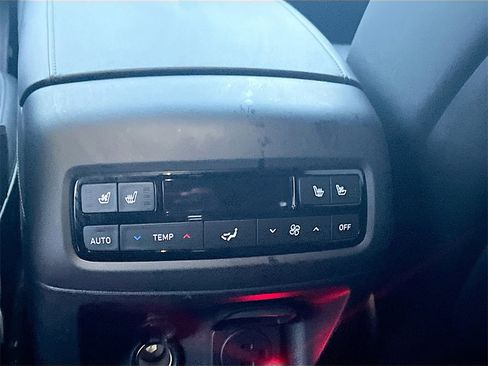 Used 2024 Hyundai Palisade Calligraphy image 27