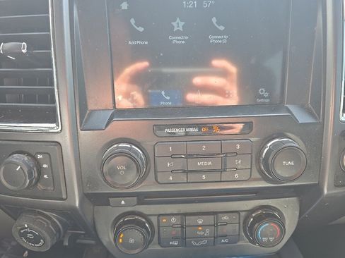 Used 2016 Ford F150 XLT w/ Equipment Group 302A Luxury image 11