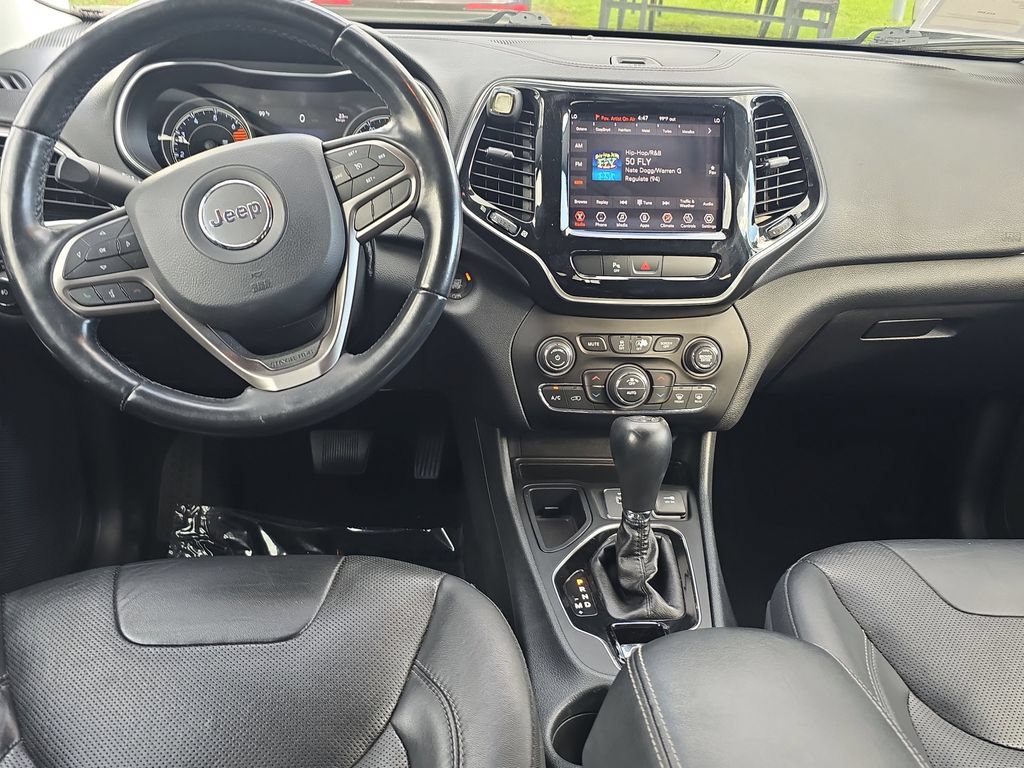 Used 2019 Jeep Cherokee Limited FWD image 17