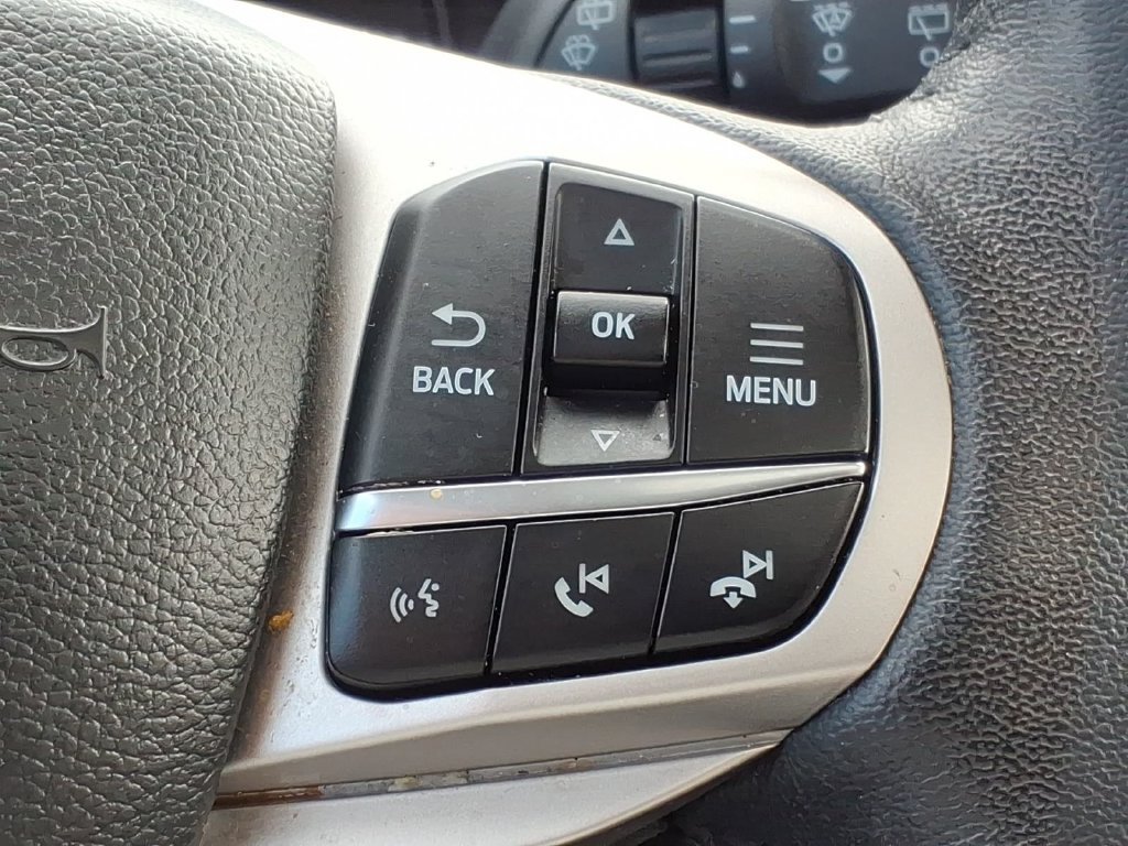 Used 2023 Ford Explorer Limited w/ Equipment Group 301A AWD/4WD image 28