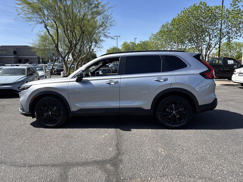 Used 2024 Honda CR-V Sport Touring image 2