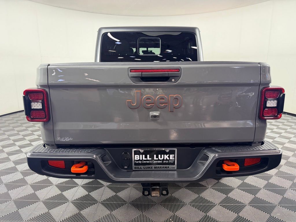 Used 2023 Jeep Gladiator Mojave w/ LED Lighting Group AWD/4WD image 9