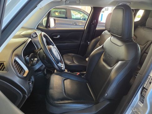 Used 2017 Jeep Renegade Limited AWD/4WD image 17