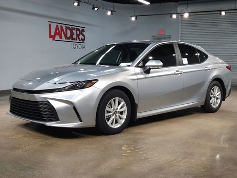 New 2026 Toyota Camry LE FWD image 3