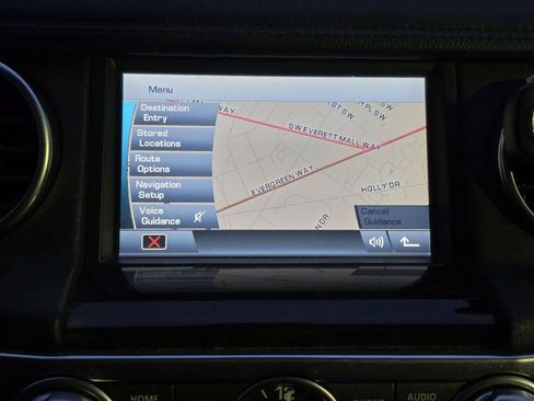 Used 2010 Land Rover LR4 HSE LUX AWD/4WD image 16