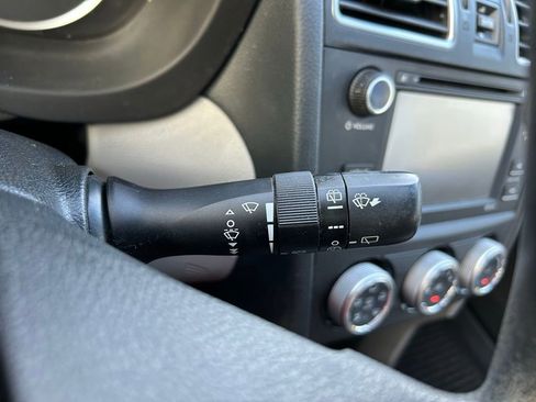 Used 2018 Subaru Forester 2.5i AWD/4WD image 21
