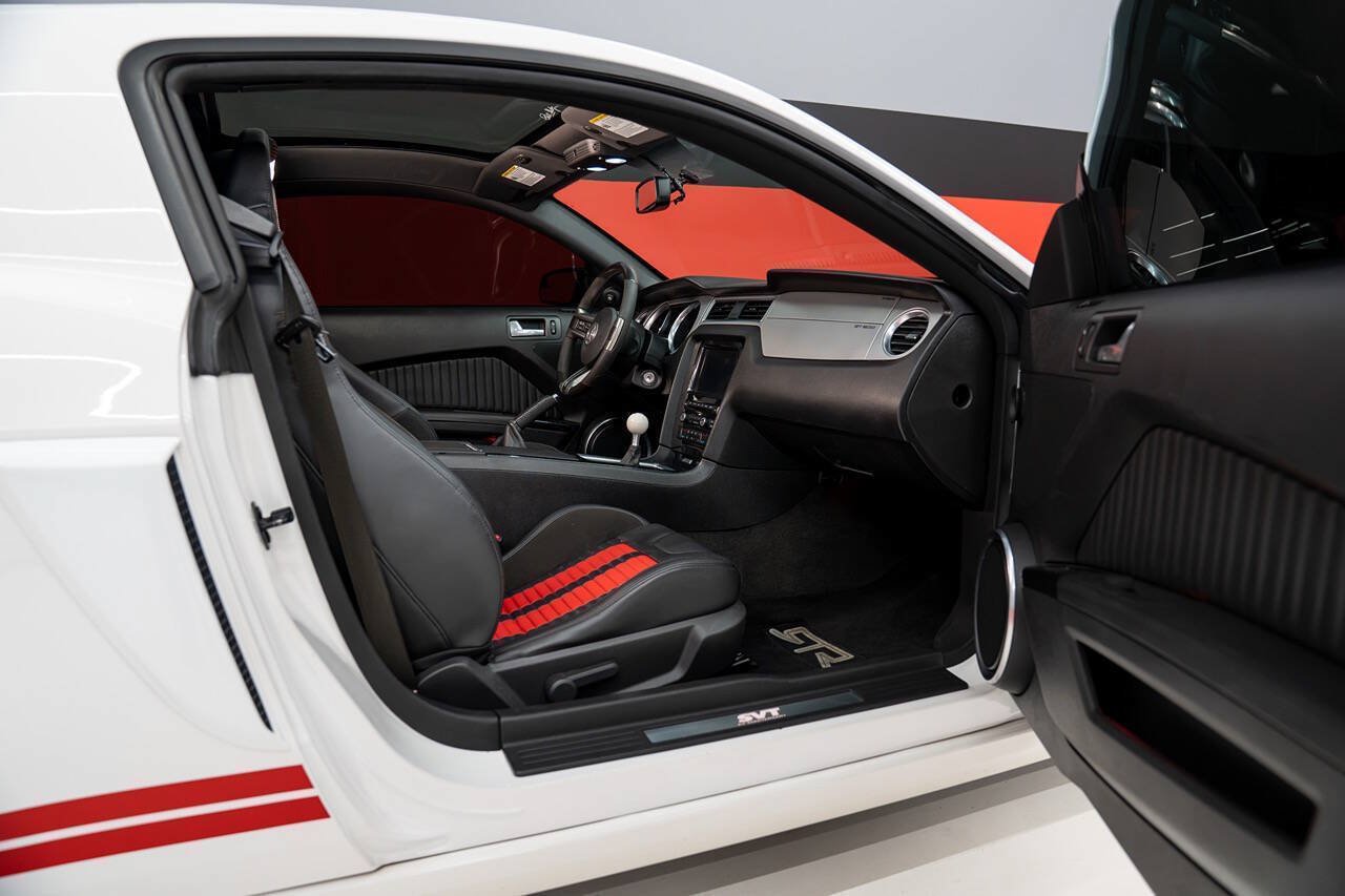 Used 2013 Ford Mustang Shelby GT500 RWD image 62