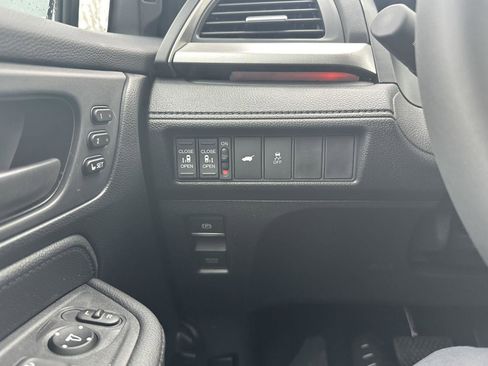 New 2026 Honda Odyssey Sport-L image 18