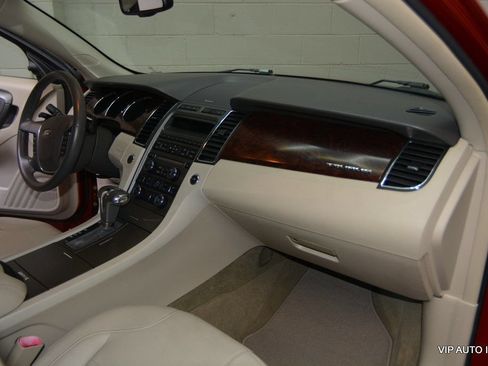 Used 2011 Ford Taurus SEL w/ 202A Rapid Spec Order Code FWD image 16