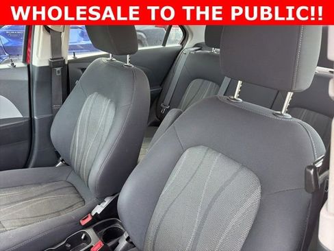Used 2014 Chevrolet Sonic LT image 11
