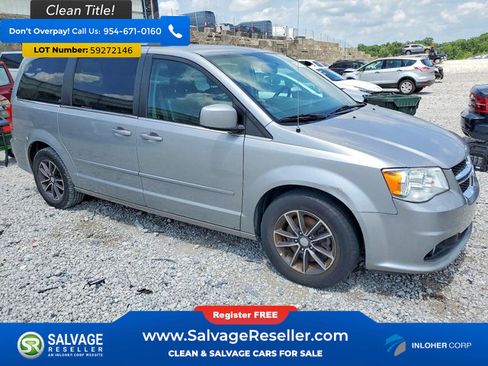 Used 2017 Dodge Grand Caravan SXT FWD image 5