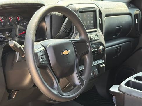 Used 2021 Chevrolet Silverado 1500 Custom RWD image 18