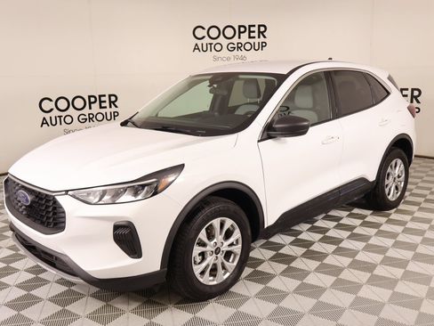 Used 2023 Ford Escape Active AWD/4WD image 10