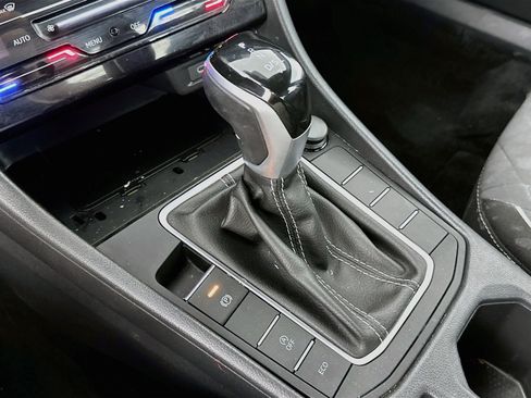 Used 2025 Volkswagen Jetta Sport FWD image 24