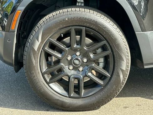 Used 2022 Land Rover Defender 110 S AWD/4WD image 36