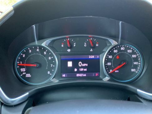 Used 2022 Chevrolet Equinox LT AWD/4WD image 24