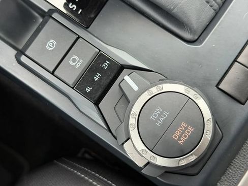 Certified 2025 Toyota Tacoma TRD Sport AWD/4WD image 36