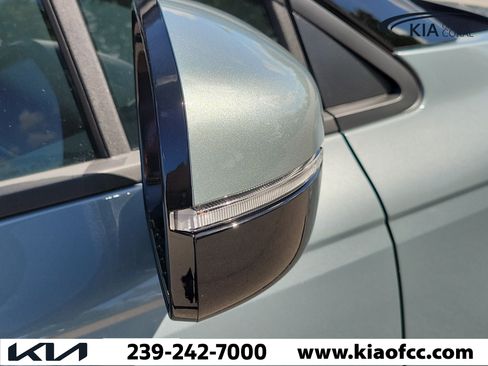 New 2027 Kia Carnival SX FWD image 7