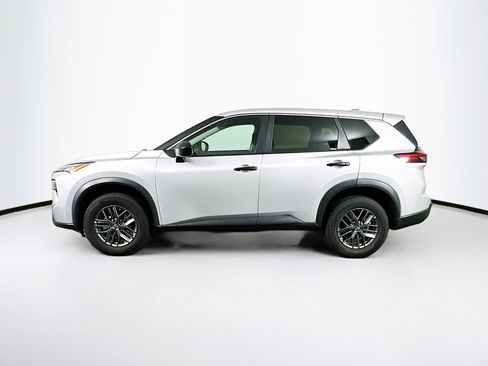 Used 2024 Nissan Rogue S AWD/4WD image 4