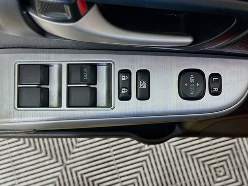 Used 2014 Toyota Camry SE image 20