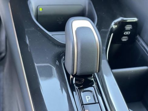 Used 2026 Toyota Crown XLE image 17