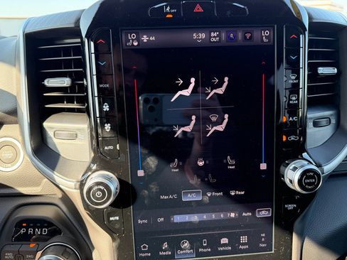 New 2026 RAM 1500 Big Horn AWD/4WD image 25