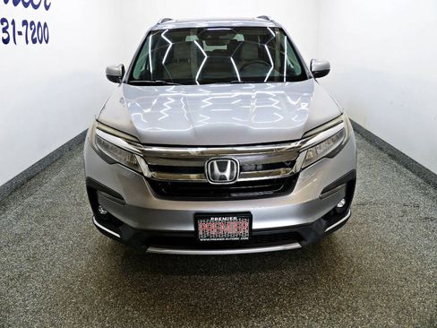 Used 2019 Honda Pilot Touring image 2
