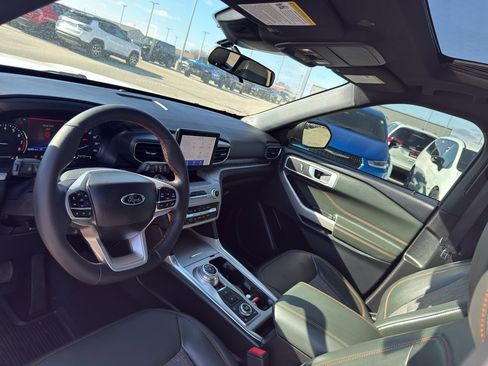 Used 2023 Ford Explorer Timberline image 25