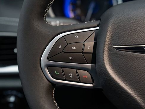 New 2026 Chrysler Pacifica Select image 17