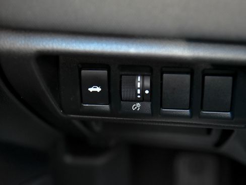 Used 2020 Subaru Legacy Premium w/ Popular Package #1 AWD/4WD image 29