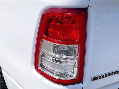 Used 2022 RAM 1500 Big Horn AWD/4WD image 33