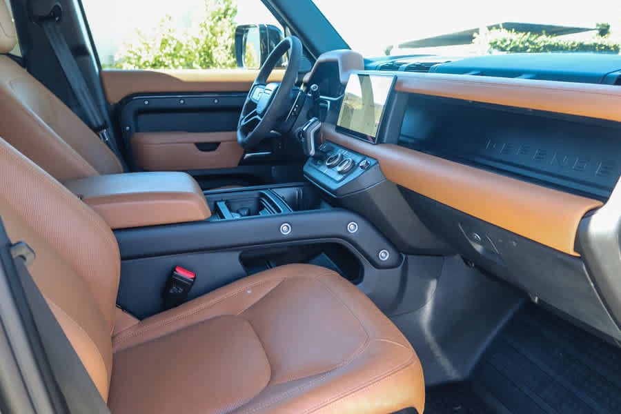 Used 2023 Land Rover Defender 110 Carpathian Edition AWD/4WD image 15