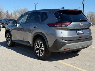 Used 2023 Nissan Rogue SV video 3