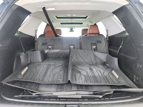 Used 2019 Chevrolet Traverse High Country image 28