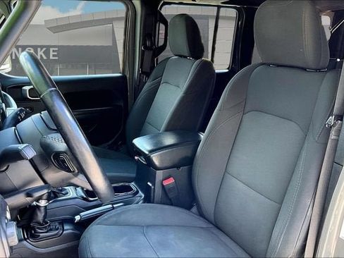 Used 2018 Jeep Wrangler Unlimited Sport S AWD/4WD image 25