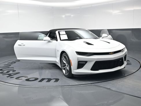 Used 2016 Chevrolet Camaro SS image 23