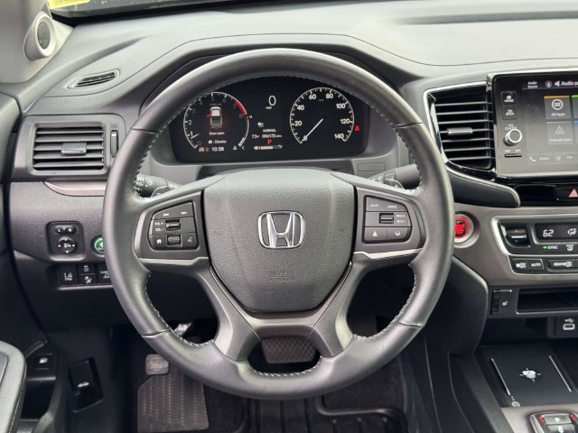 Certified 2025 Honda Ridgeline RTL image 13