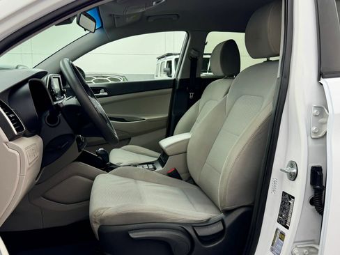 Used 2019 Hyundai Tucson SE image 9