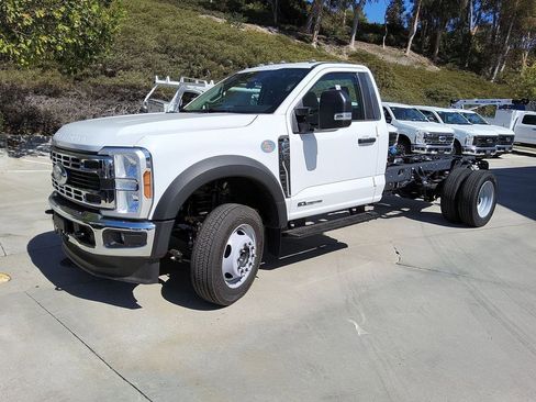 New 2025 Ford F450 XL w/ XL Chrome Package image 3