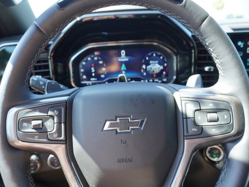 Used 2025 Chevrolet Silverado 1500 High Country w/ Midnight Edition AWD/4WD image 29