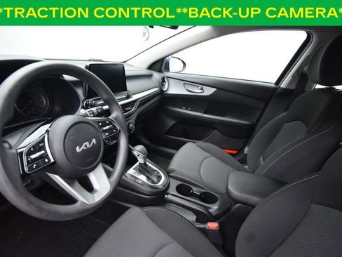 Used 2023 Kia Forte LXS image 11